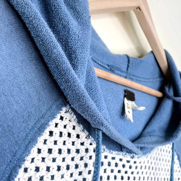 we the free raw edge beach hoodie with crochet panels - size medium - Picture 2 of 6